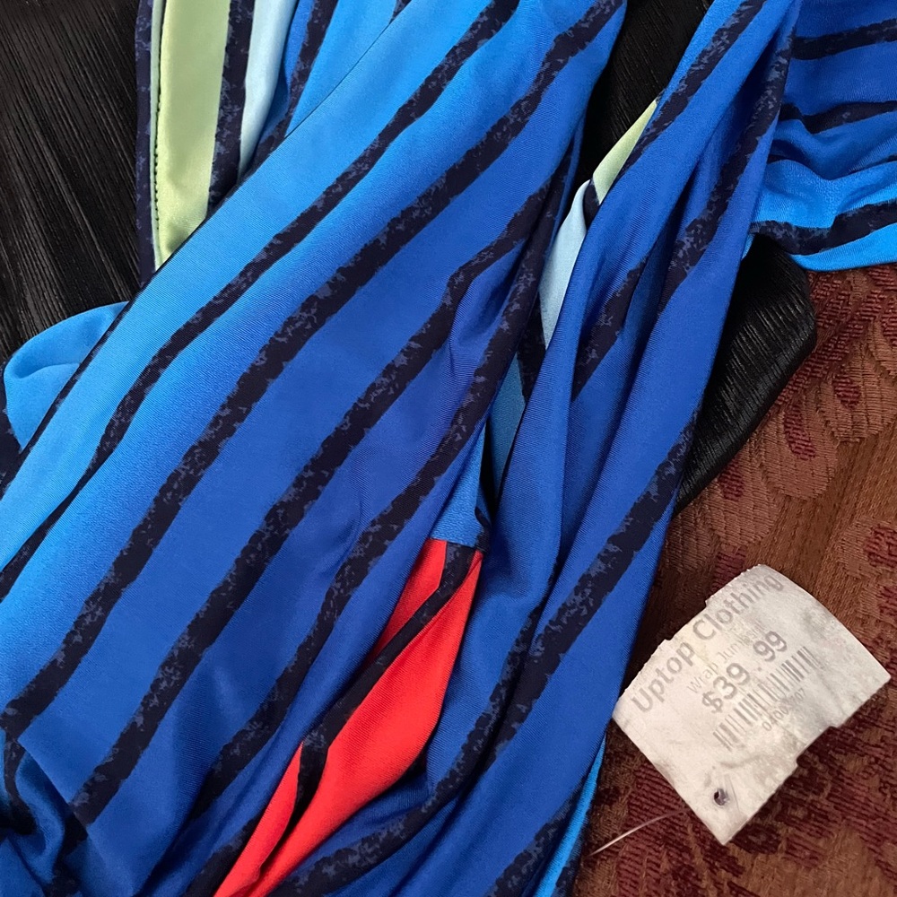 Jumpsuit - Picture 5 of 7